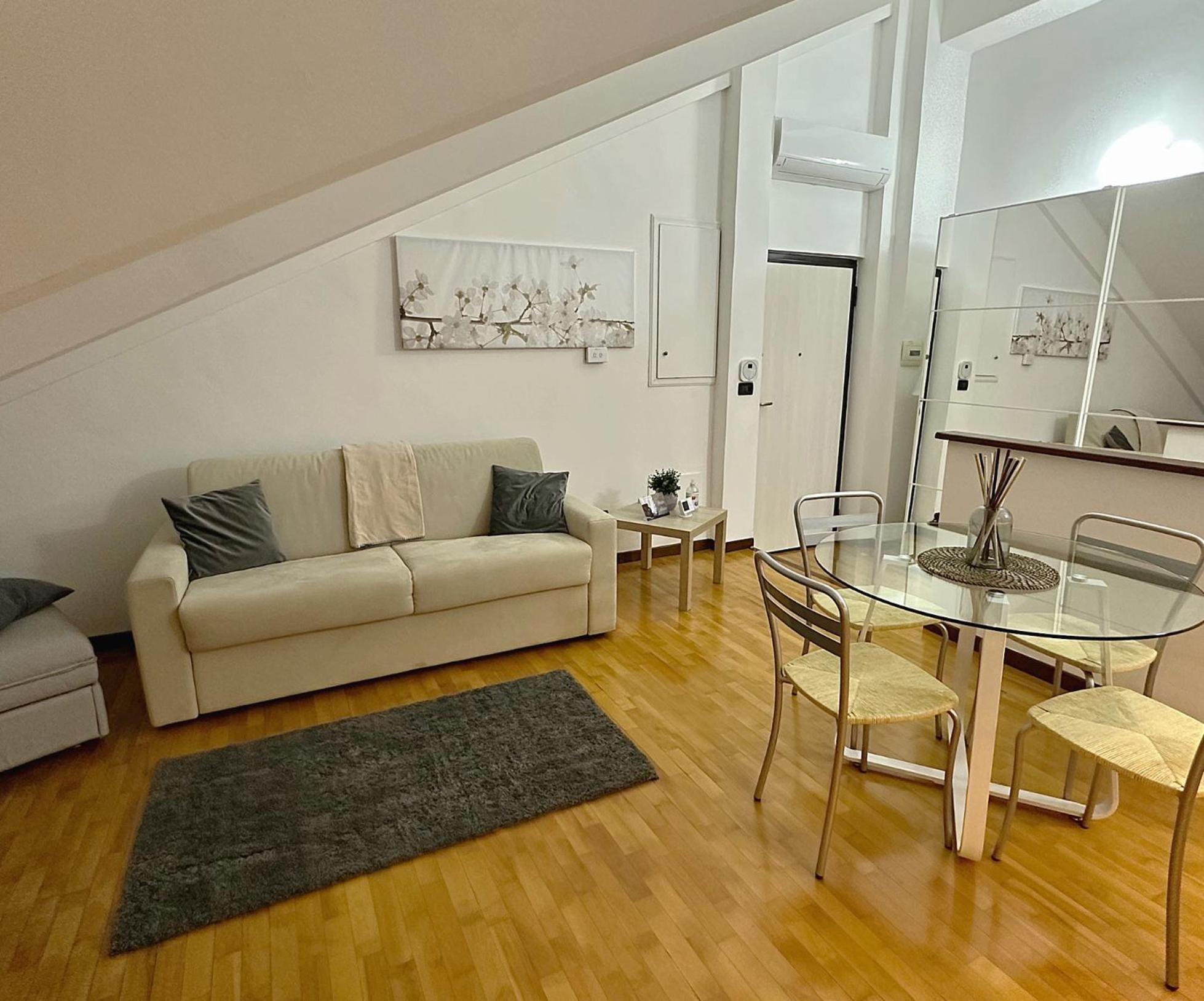Apartment Porta Susa Nest Turin